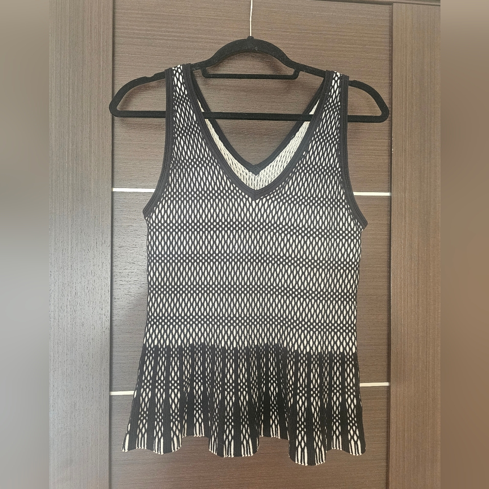 WHBM Black & White Geometric Mesh Peplum Top, Size S